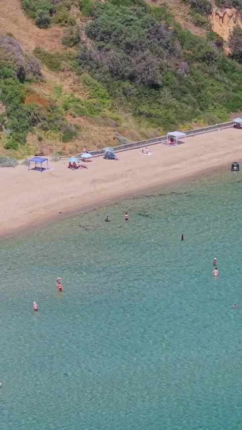 Aerial View of Swimmers at Half Moon Bay Beach in Black Rock Melbourne 스톡 동영상 327911706