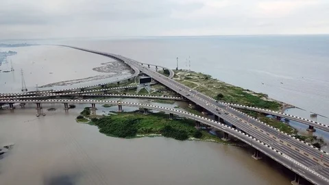 Aerial view of third mainland bridge Lagos city Nigeria 스톡 동영상 95085783