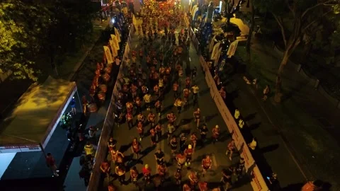 Aerial view of thousand of runners started the marathon in front of Saigon Zo Stock Footage 157118241