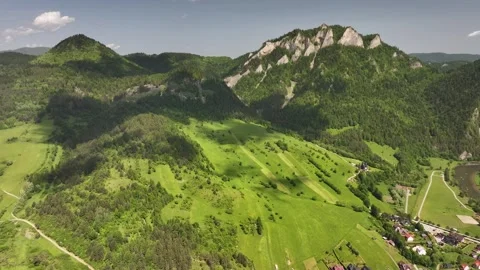 Aerial view of Three Crowns (Trzy Korony) summit, Pieniny Mountains, Poland Stock Footage 314044026