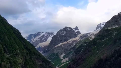 Aerial view time lapse flight in the mountain gorge. Video stock 156346946