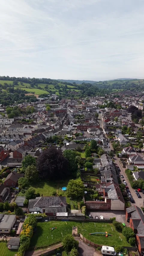 Aerial View of Tiverton Town, Devon, England, UK 스톡 동영상 337867625