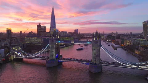 Aerial View of Tower Bridge at Sunset, City of London, London 4K 스톡 동영상 275519524