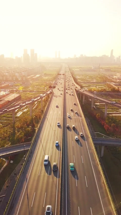Aerial view of traffic on elevated expressway in hangzhou qianjiang centry city Stock Footage 195592521