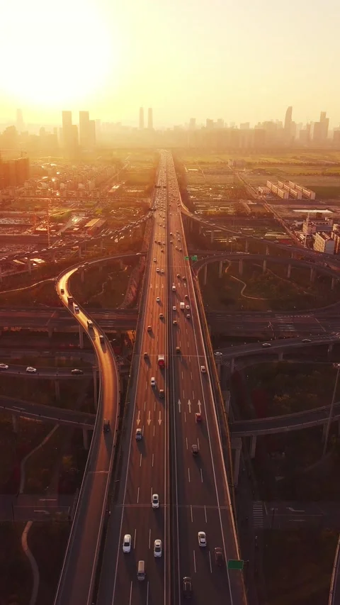 Aerial view of traffic on elevated expressway in hangzhou qianjiang centry city Stock Footage 195596496