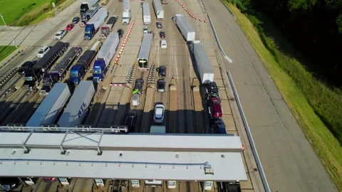 Aerial view of traffic jam on highway 80 in Ohio at day. Stock Footage 220166324