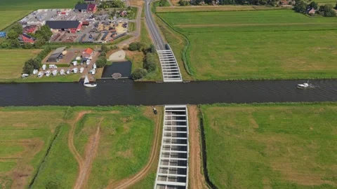 Aerial view of traffic passing under hommerts aqueduct Video stock 341876620