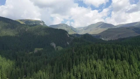 Aerial view of tree covered mountains, Romania. Video stock 327456344