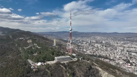 Aerial view of TV Tower in Mtatsminda park. Georgia Vídeos de archivo 235763875