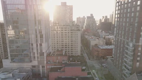 Aerial view of Upper East Side Manhattan Vídeo Stock 302829789