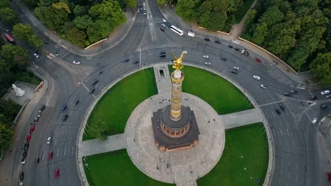 Aerial view of Victory Column in Berlin, Germany, heart of Tiergarten Park Stock Footage 232068928