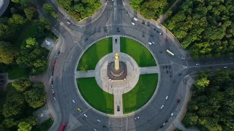 Aerial view of Victory Column in Berlin, Germany, heart of Tiergarten Park Stock Footage 241441322