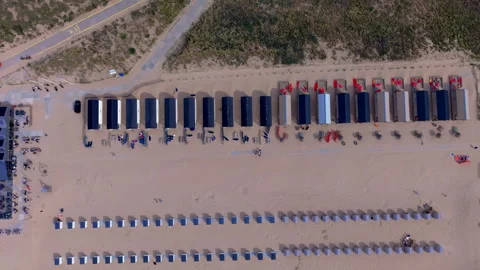 Aerial view video clip of Katwijk aan Zee beach resort top down, beach house Stockbeeldmateriaal 342120335