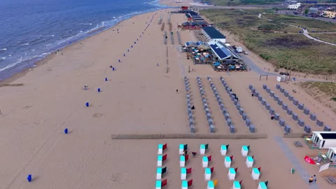 Aerial view video clip of Katwijk aan Zee beach resort, colorful beach cabine Vidéo 342122553