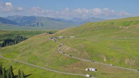 Aerial View of Viewing Platform and Winding Road on Mengkete Ancient Trail 库存影片 346104894