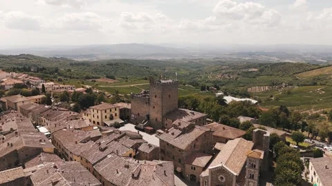 Aerial View of Vineyard and Rolling Hills in Castellina in Chianti, Tuscany Stockbeeldmateriaal 344879537