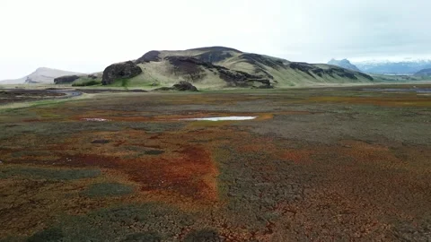 Aerial view of volcanic moss landscape in South Iceland 4K Vidéo 343869256