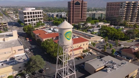 Aerial view of Warner Bros. Studios water tower in Burbank, Los Angeles, October Vidéo 319625694