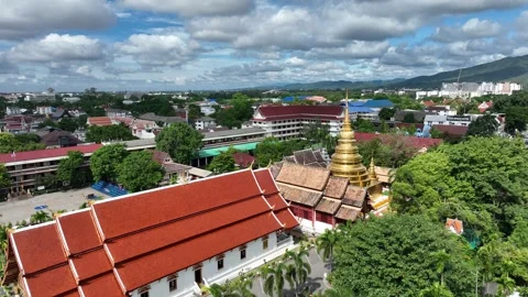 Aerial view of Wat Phra Singh Chiang Mai Thailand Vídeo Stock 266520239