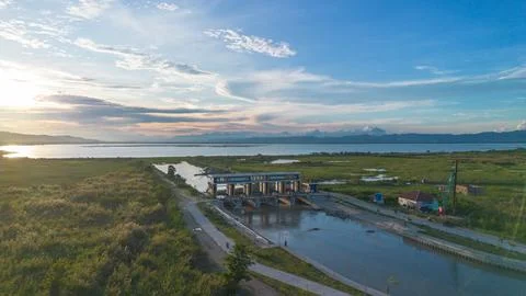 Aerial View of Water Control Structure at Sunset Stock-Fotos