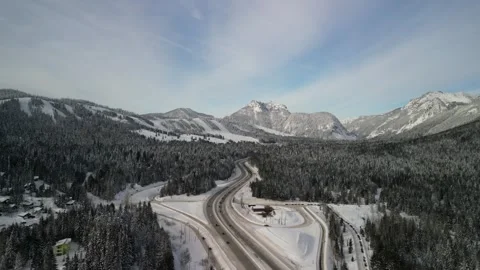 Aerial View of Winding Road Through Snow at Snoqualmie Pass Stockbeeldmateriaal 348337232