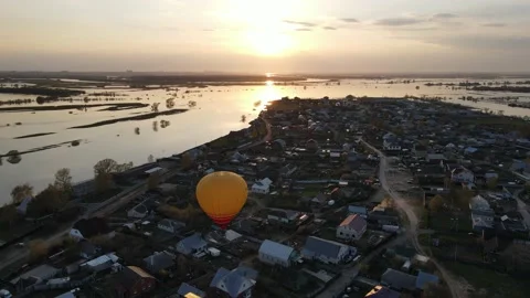 Aerial view of a yellow balloon Stock Footage 193813973