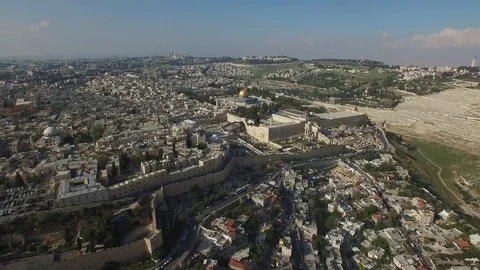 Aerial of Wailing Wall, Temple Mount and Old City Jerusalem. DJI-0682-01 Vidéo 106090611