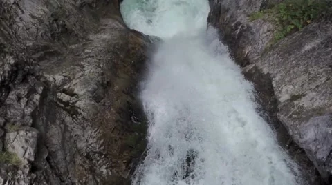 AERIAL Waterfall Tracking Shot 動画素材 46466897