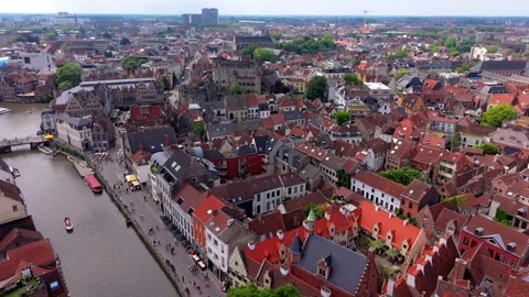 Aerial wide angle panoramic view of a winding city river canal with tourist Stockbeeldmateriaal 339365320