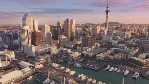 Aerial: Wynyard quarter looking towards Auckland city, New Zealand Vídeos de archivo 166327229