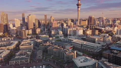 Aerial: Wynyard quarter looking towards Auckland city, New Zealand 스톡 동영상 166327345