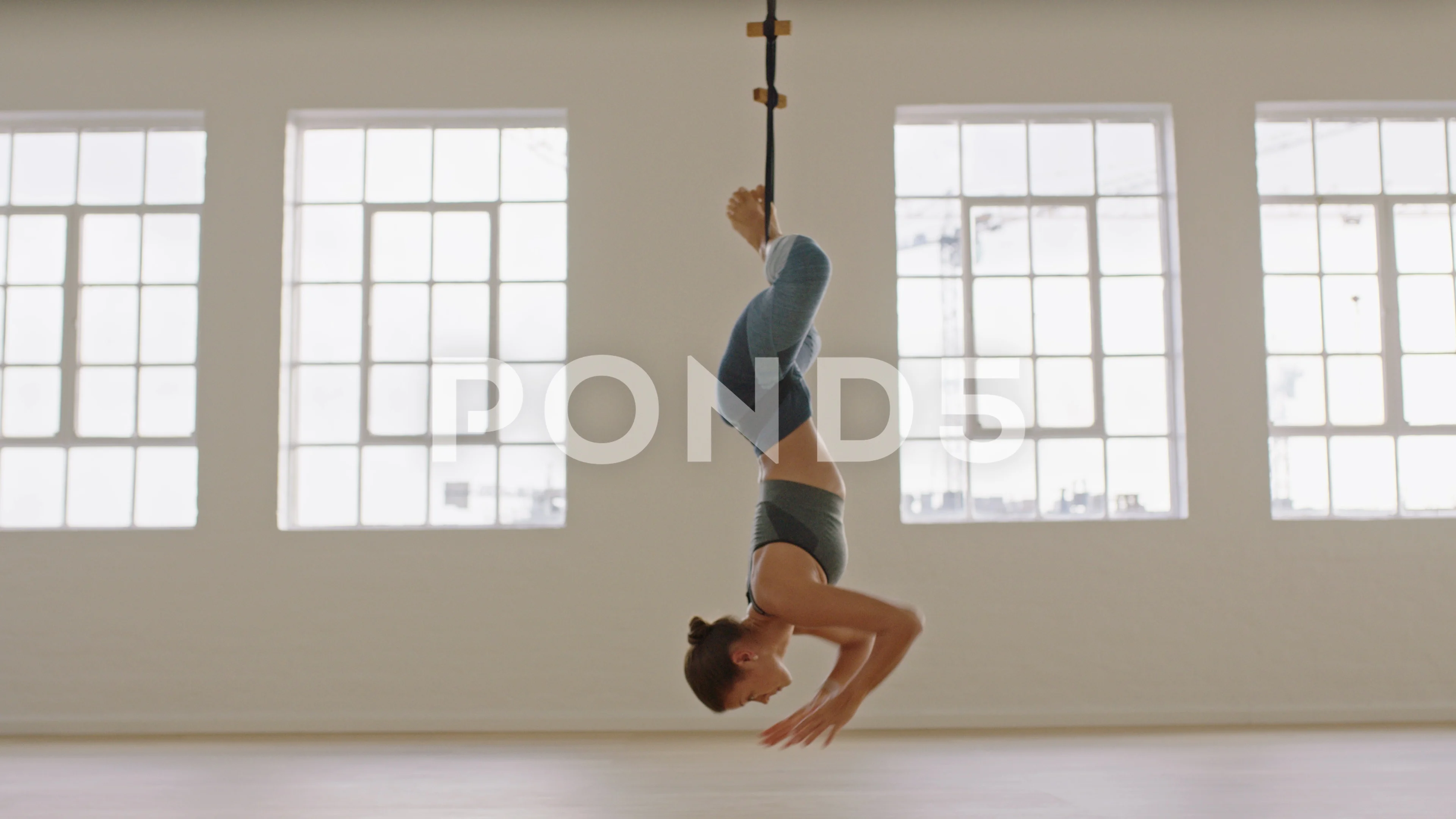 CLASS101+ | Let's challenge together for 100 days! “Circus Flying Yoga”  Challenge