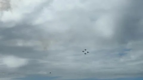 Aerobatic Propeller Planes Flying in Formation at Pacific Airshow Gold Coast Vidéo 345099829