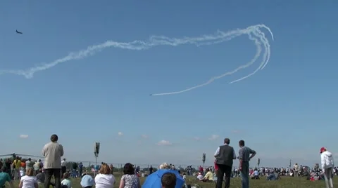 Aerobatic Team Draws A Pattern In The Sky 3 Video stock 8562879