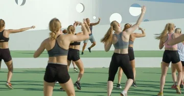 An Aerobics class in full swing. Vídeo Stock 85569953