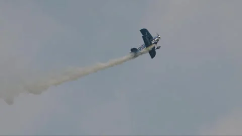 Aerobytes, Jet Pitts Display, G-JPIT, Pitts S2S,  Airshow 動画素材 279154653