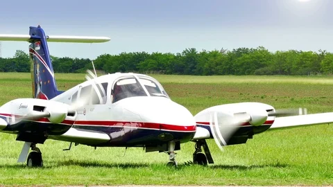 Aeromiting Aircraft Stock-Footage 91571506