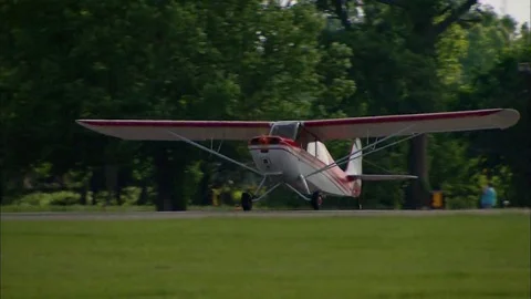 Aeronca Champ Go Around 動画素材 69148007