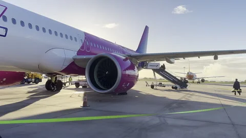 Aeroplane on tarmac Stock Footage 257067442