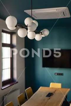Aestetic indoor business interior office meeting room with window table and Stock-Fotos