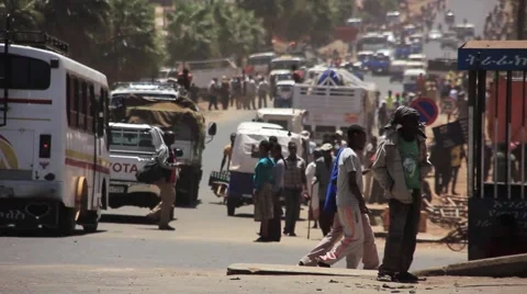 African crowded street Stockbeeldmateriaal 45732426