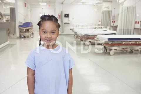 African girl in hospital gown in hospital Stock Photos