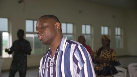 African people clapping hand and praising God in the Church Видео 250832417