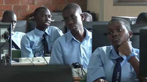 African student answer to question if they have a computer or smartphone at home Stock Footage 58991287