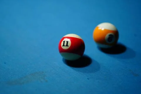 After being struck on the billiard table in a game of billiards, several bill Stock-Fotos
