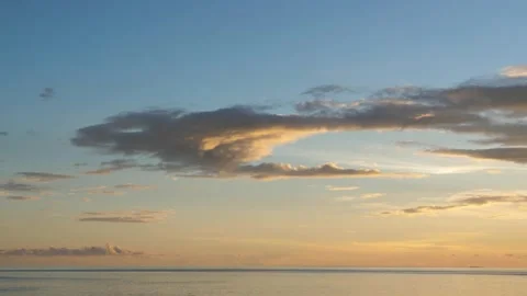 After sunset in the evening, the colorful clouds on the sea covered the sky 스톡 동영상 132082228