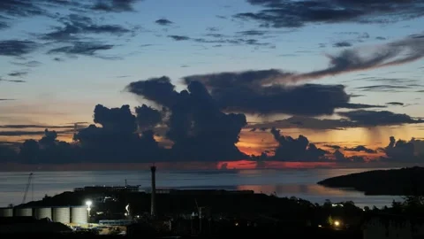 After sunset in the evening, the colorful clouds on the sea covered the sky 스톡 동영상 142246870