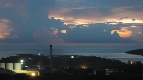 After sunset in the evening, the colorful clouds on the sea covered the sky 스톡 동영상 142247294