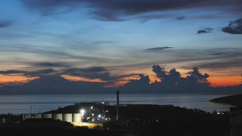 After sunset in the evening, the colorful clouds on the sea covered the sky 動画素材 142248779