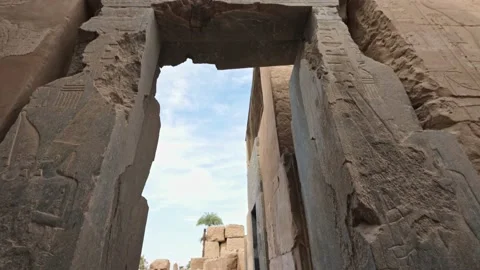 Afternoon Sun Exploring Ancient Karnak Temple in Luxor Egypt Video stock 234576571